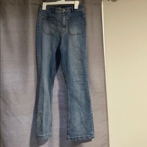 BDG HIGHWAISTED BELL BOTTOM JEANS - Picture 1 of 2